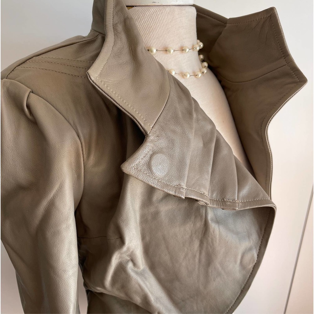 TJ Collection Jacket - Picture 4 of 8